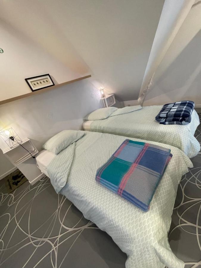 Duplex Διαμέρισμα Beaumont-sur-Sarthe Εξωτερικό φωτογραφία