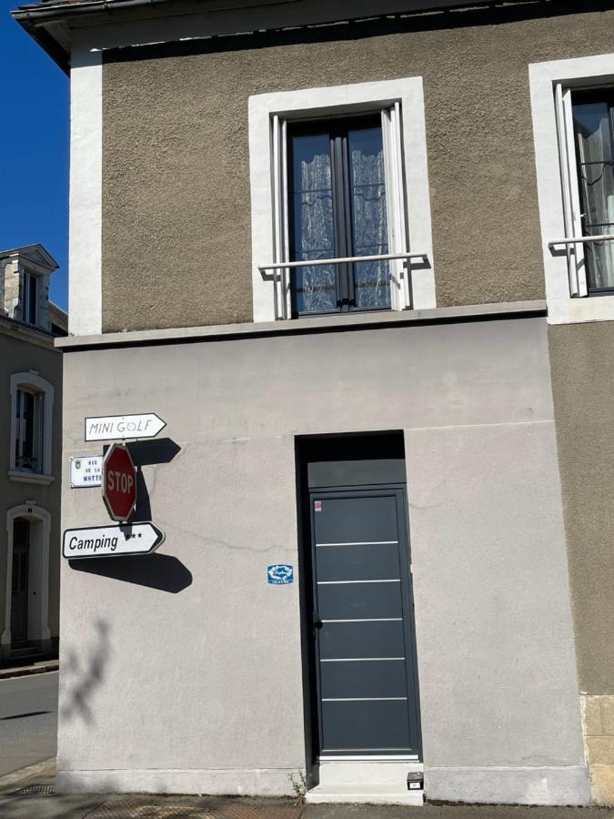 Duplex Διαμέρισμα Beaumont-sur-Sarthe Εξωτερικό φωτογραφία